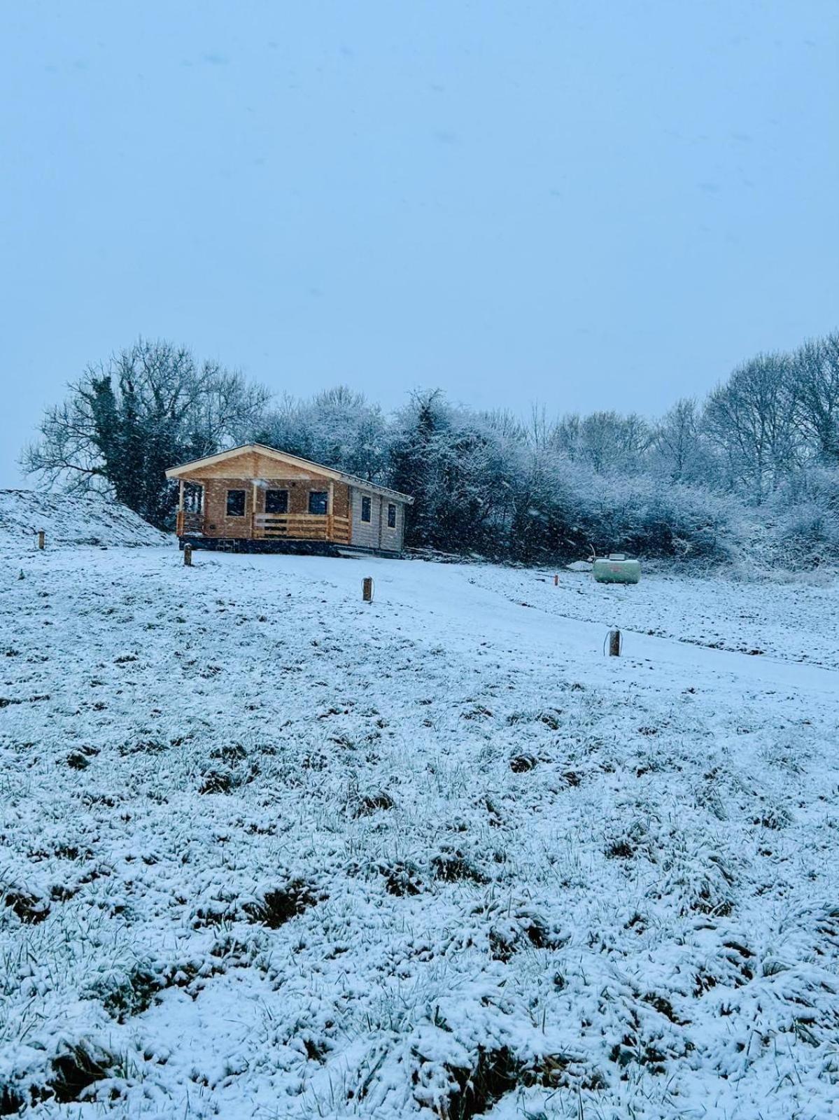 Little Rock Retreat Log Cabin With Hot Tub Castletown Gheoghegan Kültér fotó