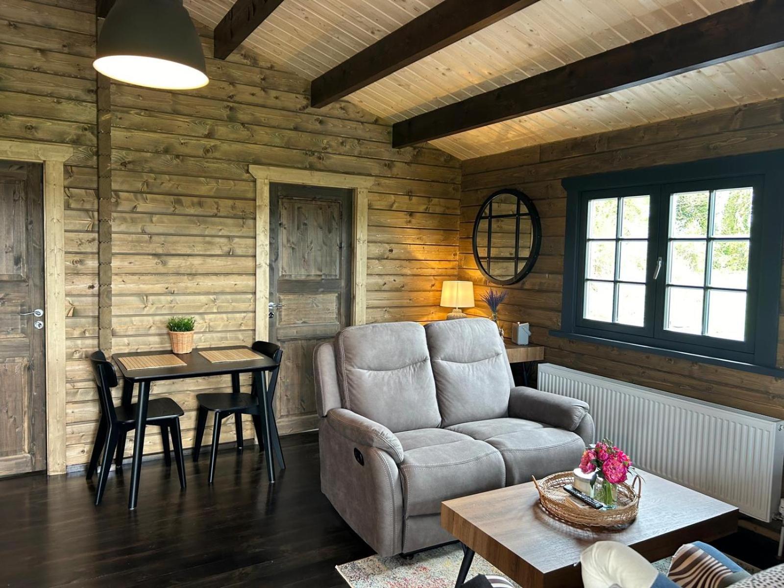 Little Rock Retreat Log Cabin With Hot Tub Castletown Gheoghegan Kültér fotó