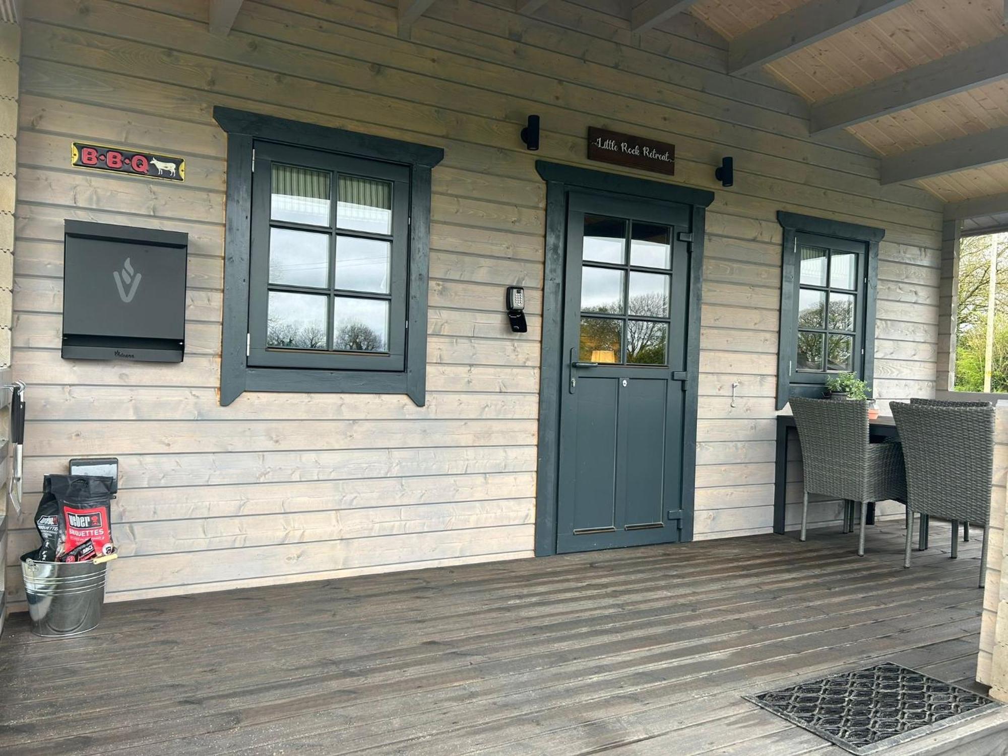 Little Rock Retreat Log Cabin With Hot Tub Castletown Gheoghegan Kültér fotó