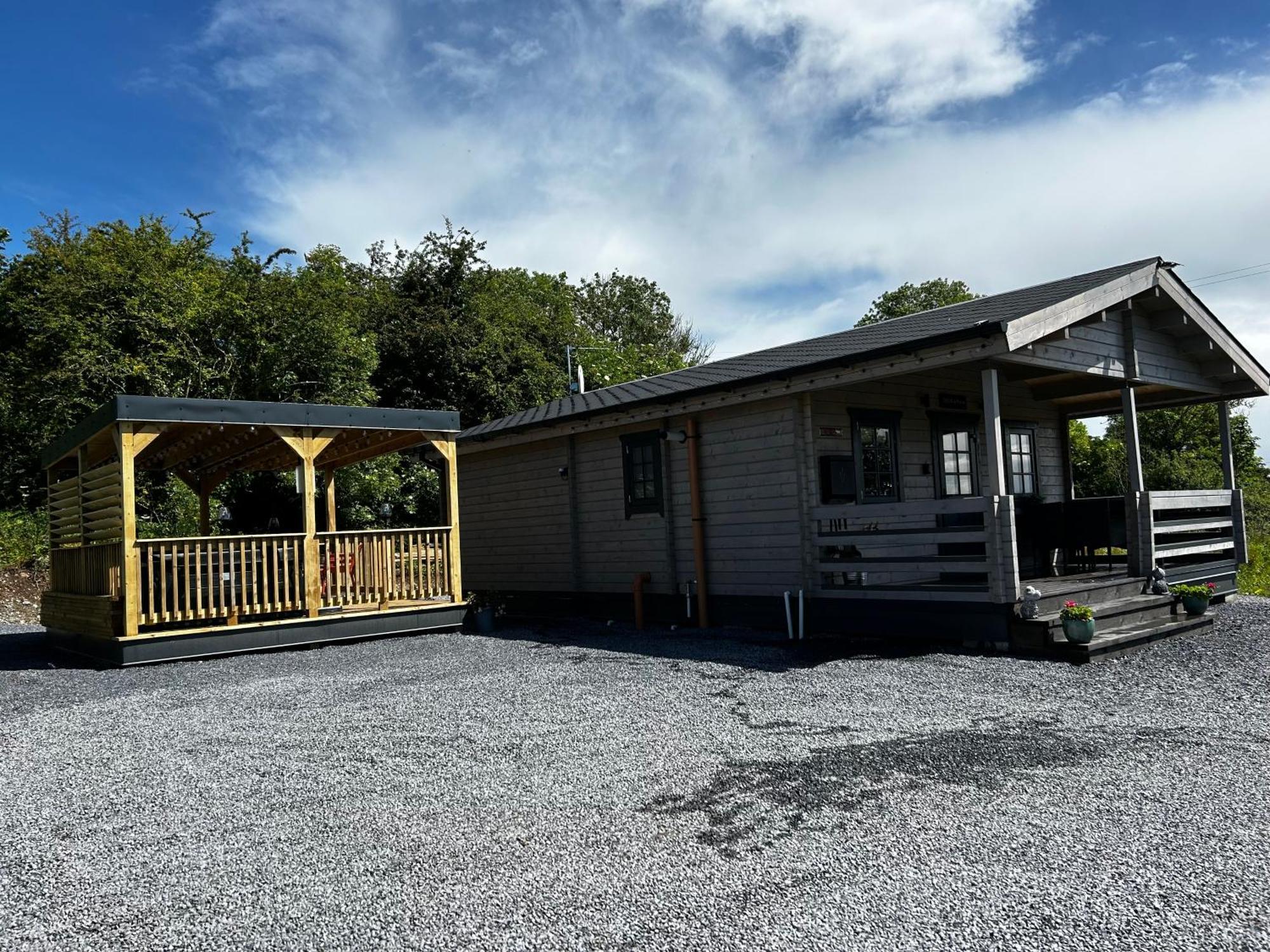 Little Rock Retreat Log Cabin With Hot Tub Castletown Gheoghegan Kültér fotó
